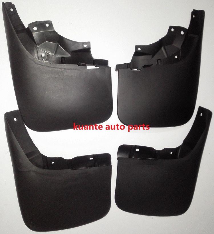 4,Nissan Paladin Mudguards(001)