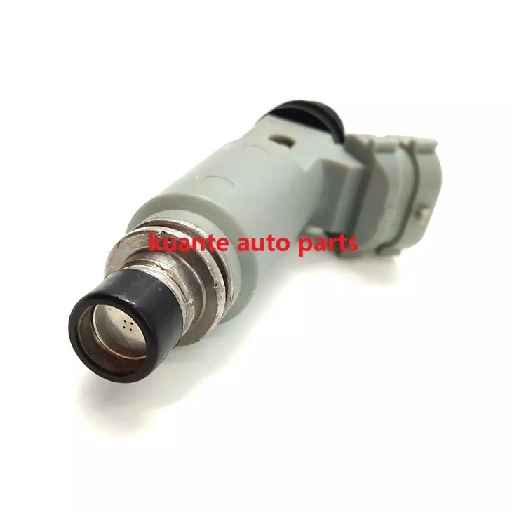 Fuel Injector  23250-15040 23209-15040 For Toyota 97-01 Corolla
